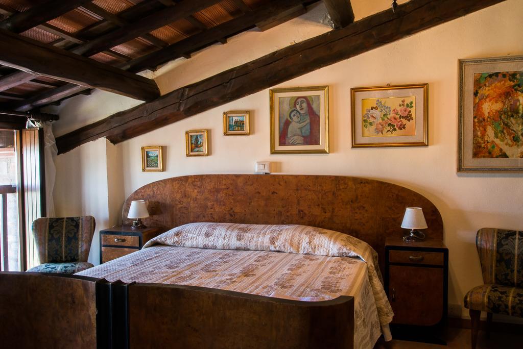 Agriturismo La Brezza Bed & Breakfast Castelnovo di Sotto Room photo